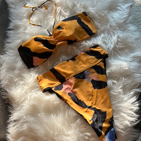 Matte Collection Bikini - Picture 1 of 7